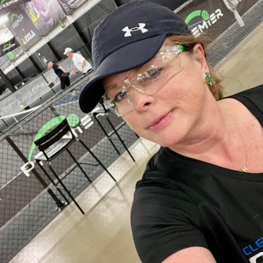 Meet your Posher, Holly